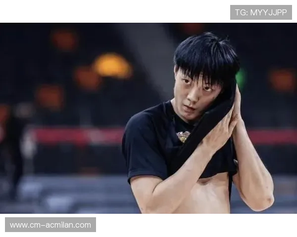 胡明轩末节关键上篮，广东锁定胜局