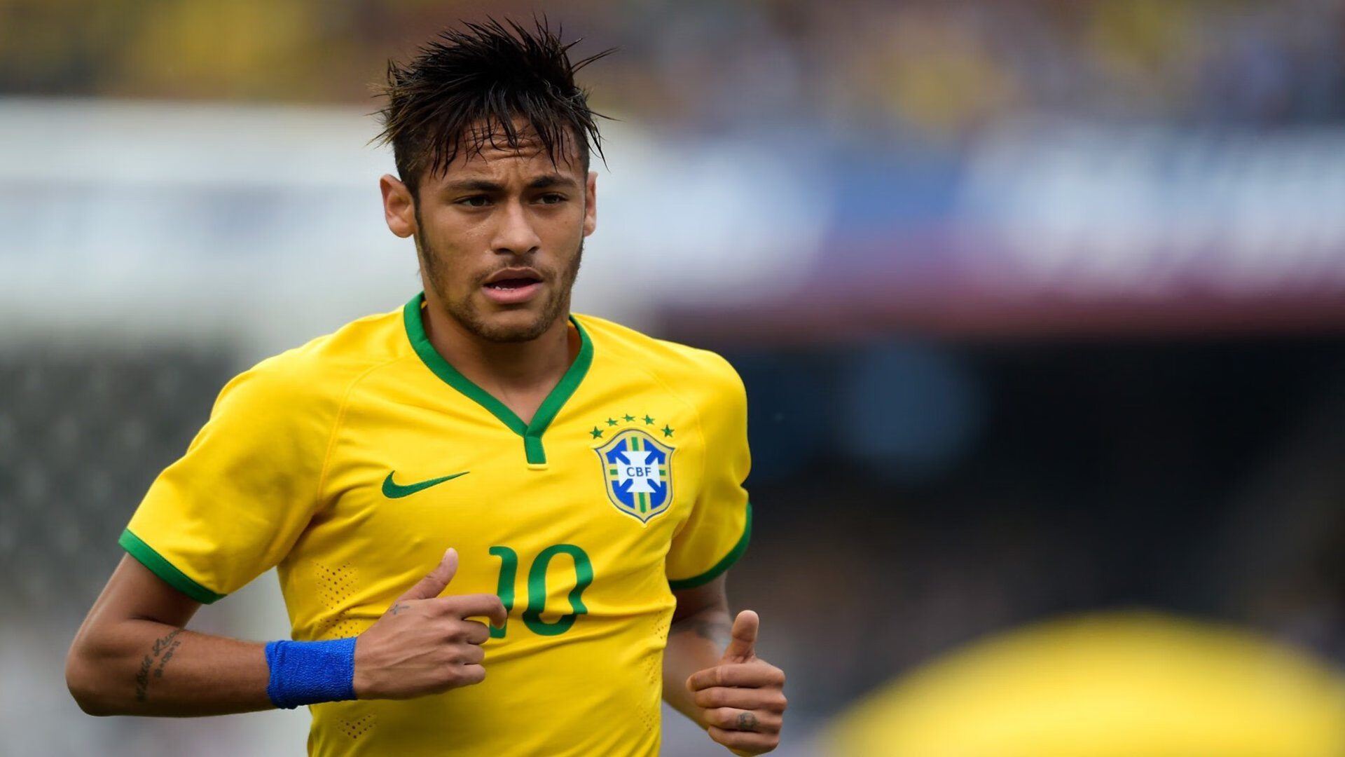 儿童足球发展规划提出多项新措施，推动青少年体育普及，儿童足球训练阶段如何加强营养